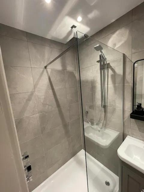 Superb 2 Bedroom Sea View Flat 스카버러 외부 사진